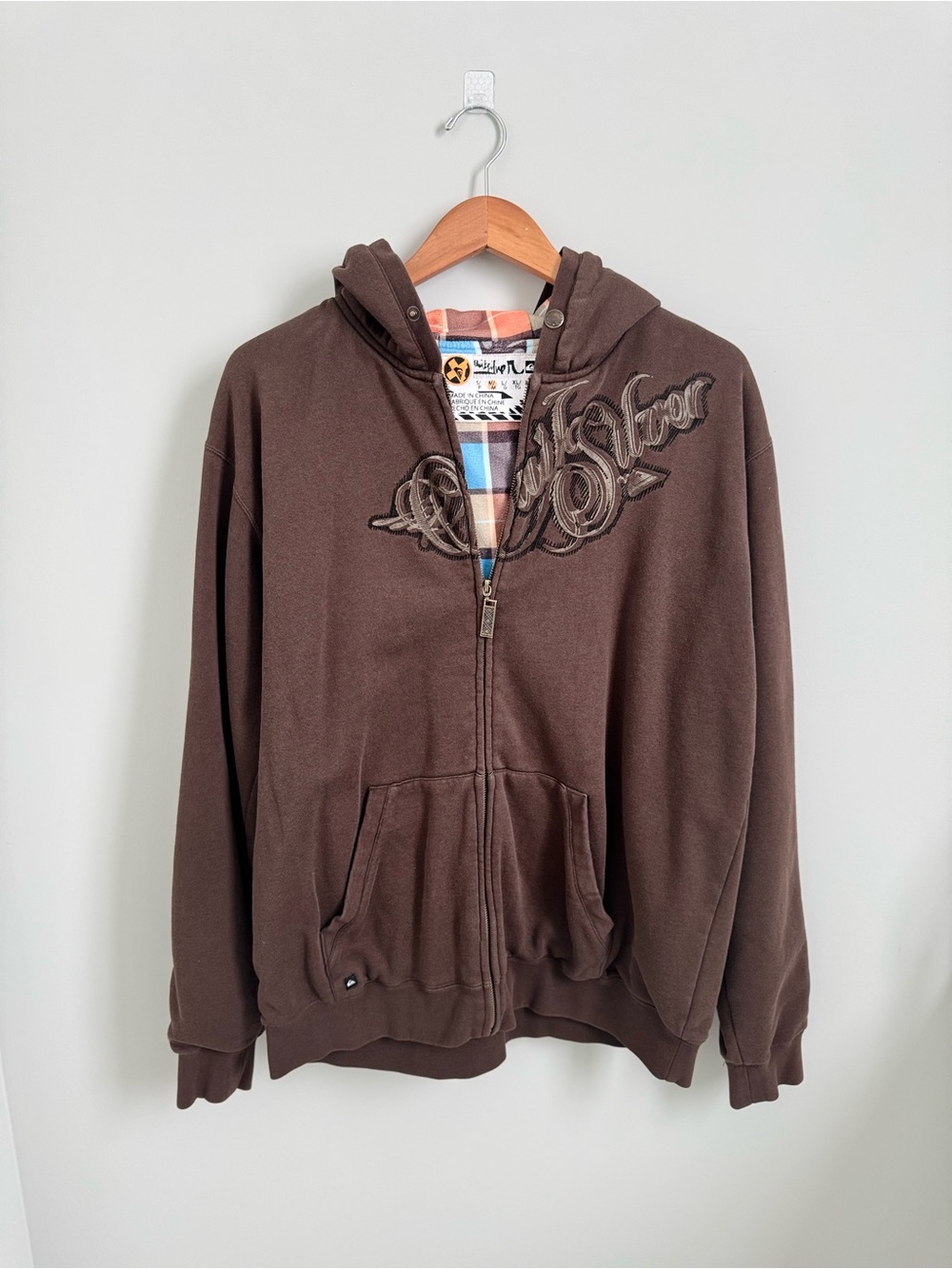 Y2K Quiksilver Vintage Hoodie - Men’s Medium